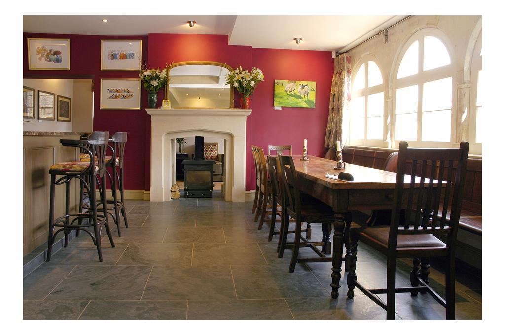 فندق The Kings Arms Stowel المظهر الخارجي الصورة