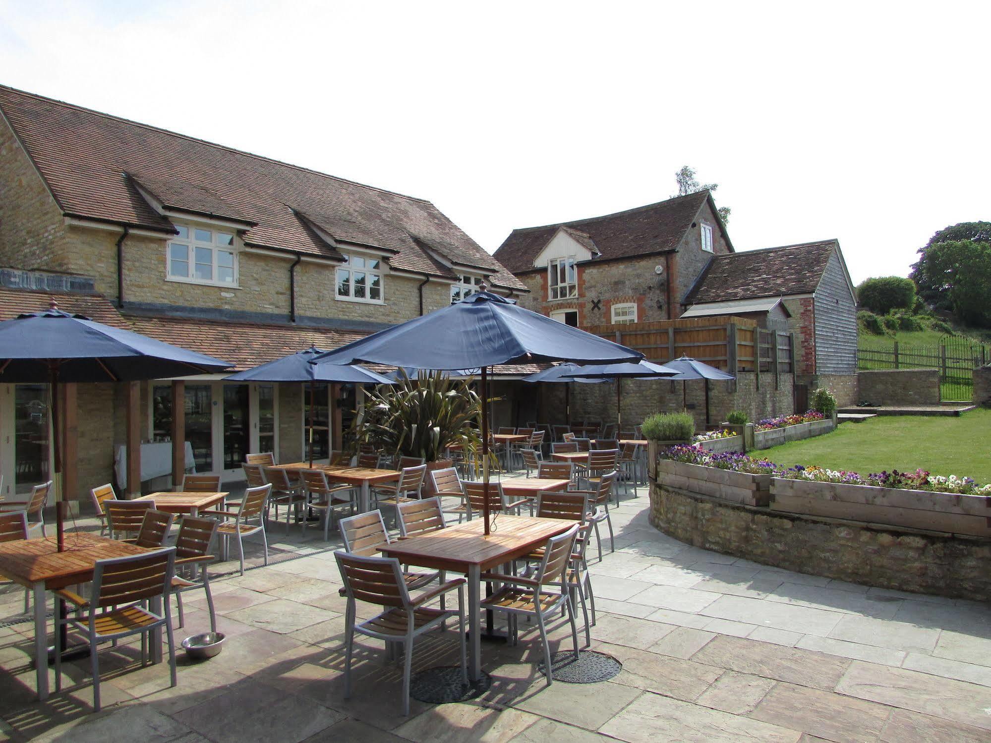 فندق The Kings Arms Stowel المظهر الخارجي الصورة